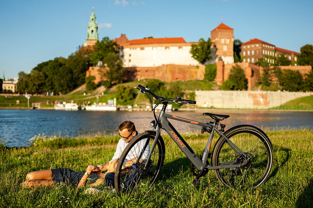 Czym różnią się rowery elektryczne od tradycyjnych?