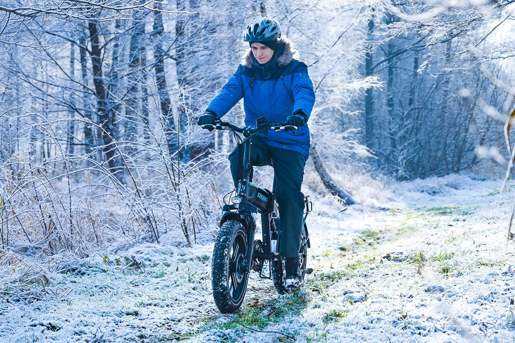 Rower elektryczny zimą – gdzie warto się wybrać?